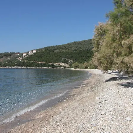 Landhuis Razi Lefokastro