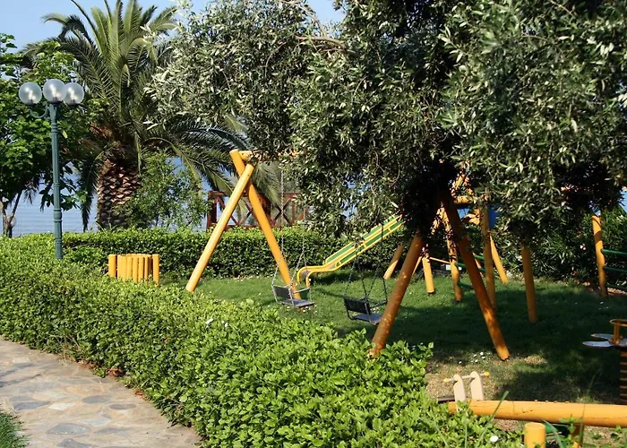 Razi Летний дом Лефокастро